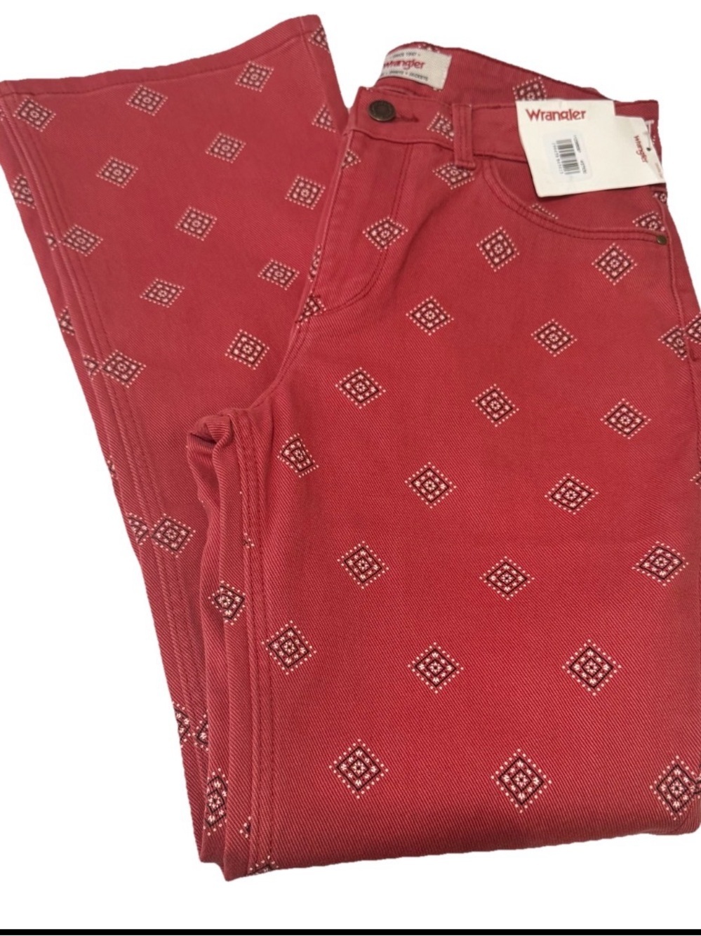 Wrangler Women’s Bandana Print Red High Rise Western Boot Cut Jeans Size 4|27X30 - Picture 3 of 10